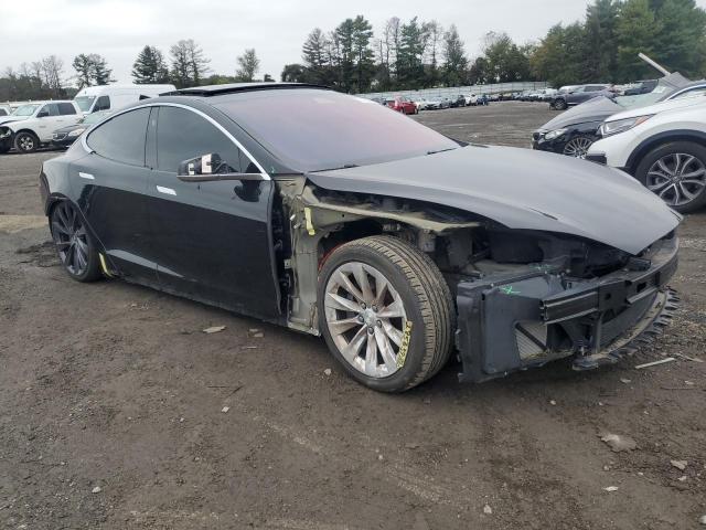 Photo 3 VIN: 5YJSA1E27JF261442 - TESLA MODEL S 