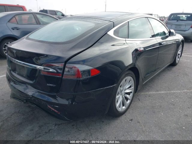 Photo 3 VIN: 5YJSA1E27JF265345 - TESLA MODEL S 