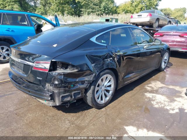 Photo 3 VIN: 5YJSA1E27JF275454 - TESLA MODEL S 