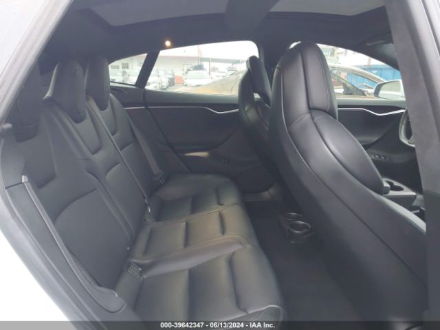 Photo 7 VIN: 5YJSA1E27JF285546 - TESLA MODEL S 