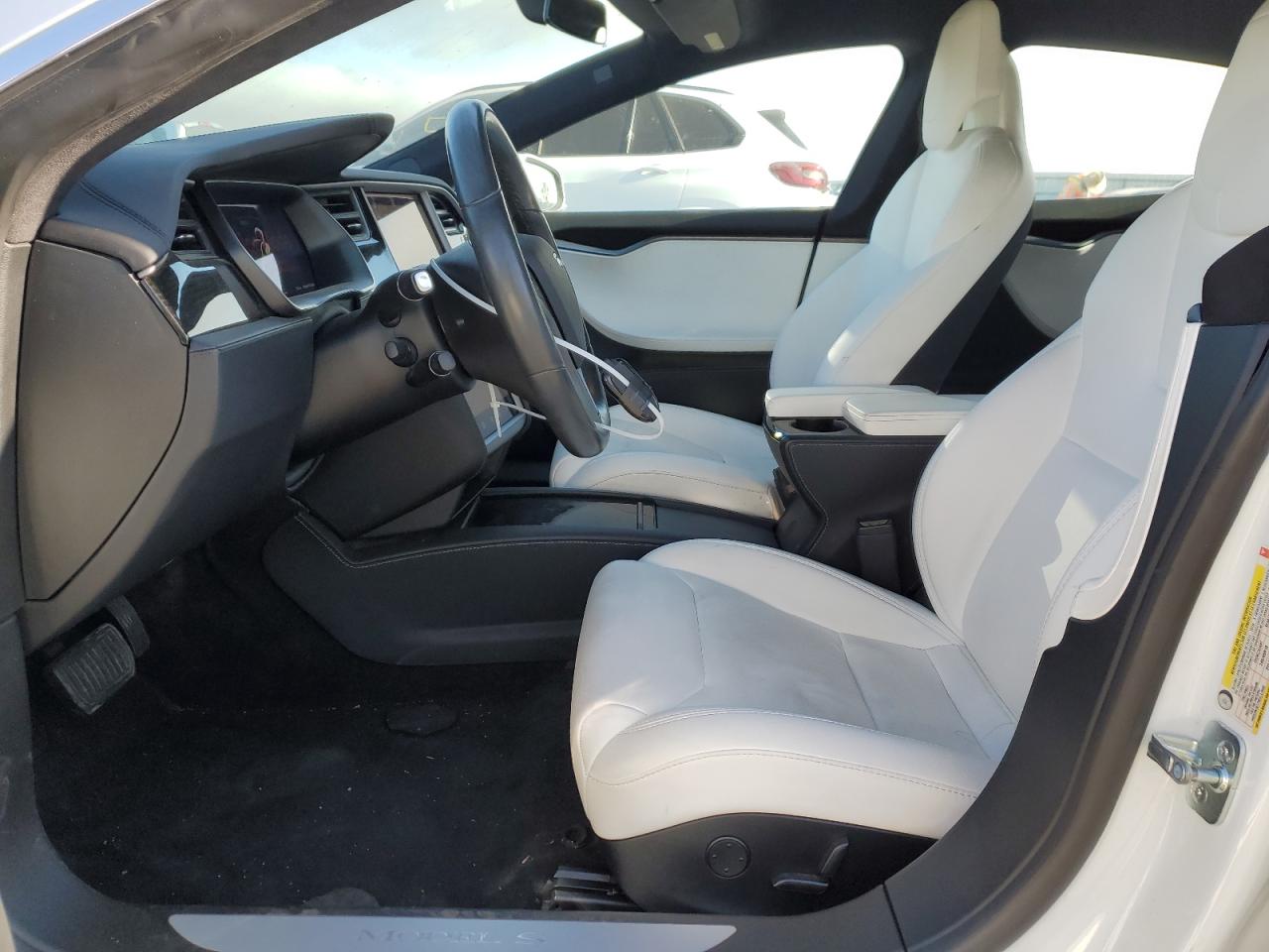 Photo 6 VIN: 5YJSA1E27KF308860 - TESLA MODEL S 