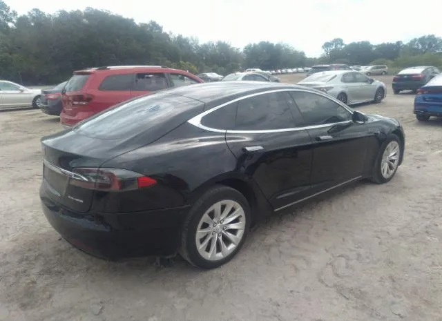 Photo 3 VIN: 5YJSA1E27KF311421 - TESLA MODEL S 