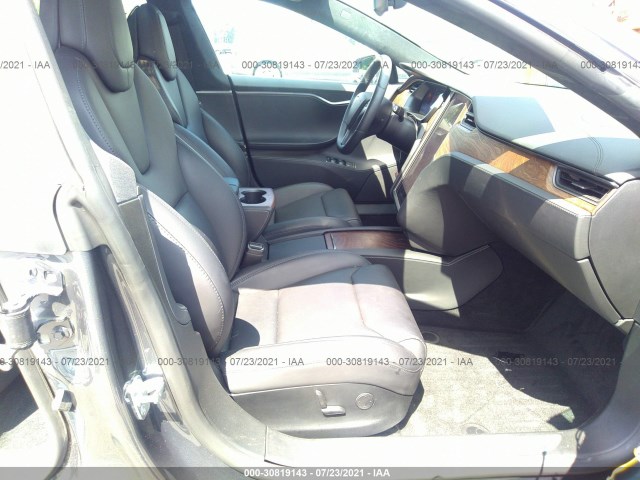 Photo 4 VIN: 5YJSA1E27LF351385 - TESLA MODEL S 