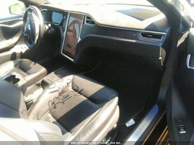 Photo 4 VIN: 5YJSA1E28GF134210 - TESLA MODEL S 