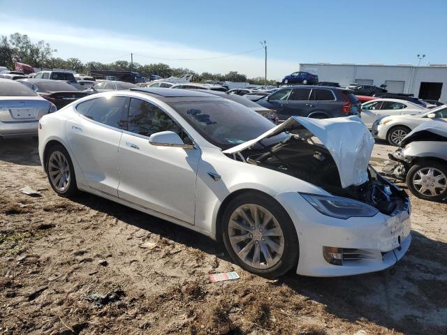 Photo 3 VIN: 5YJSA1E28GF169944 - TESLA MODEL S 