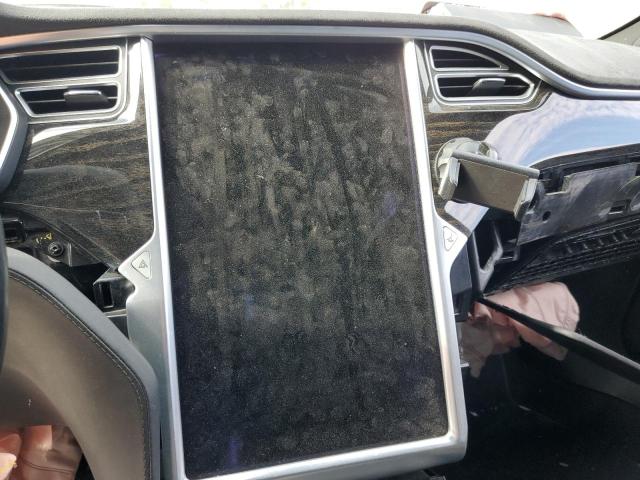 Photo 8 VIN: 5YJSA1E28HF178886 - TESLA MODEL S 