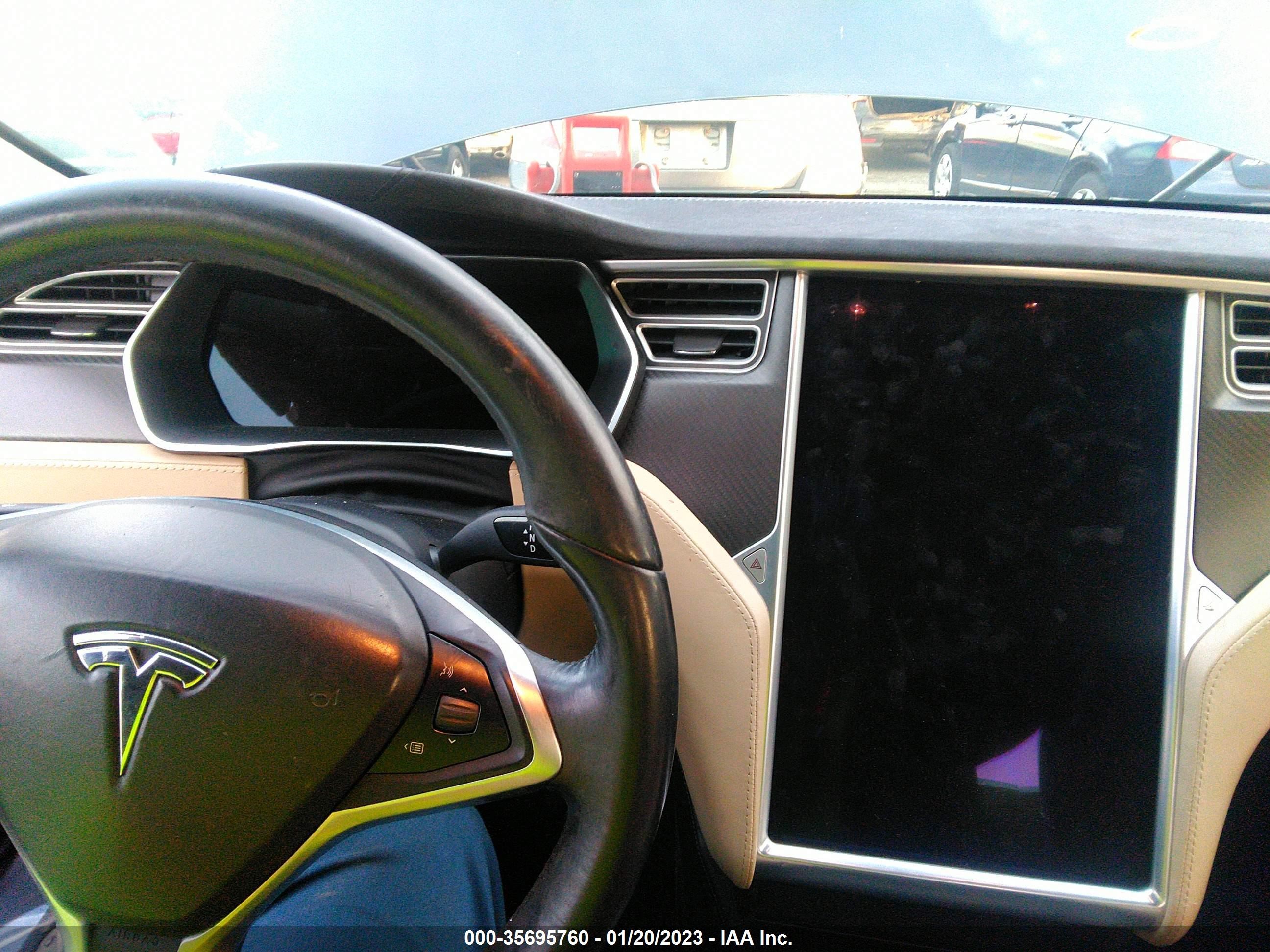 Photo 6 VIN: 5YJSA1E28HF187863 - TESLA MODEL S 