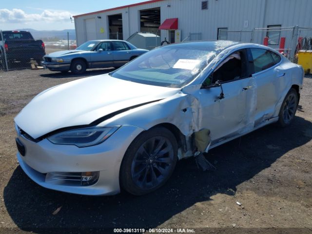 Photo 1 VIN: 5YJSA1E28JF250515 - TESLA MODEL S 