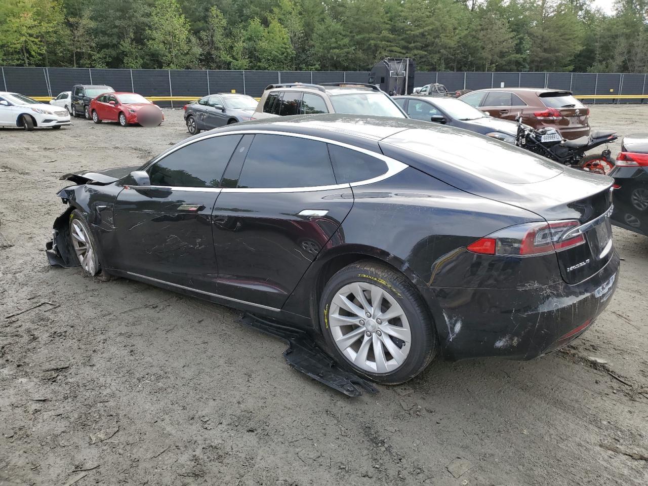 Photo 1 VIN: 5YJSA1E28JF266827 - TESLA MODEL S 