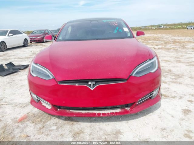 Photo 5 VIN: 5YJSA1E28JF270523 - TESLA MODEL S 