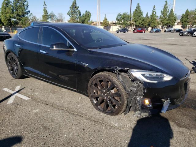 Photo 3 VIN: 5YJSA1E28JF281621 - TESLA MODEL S 