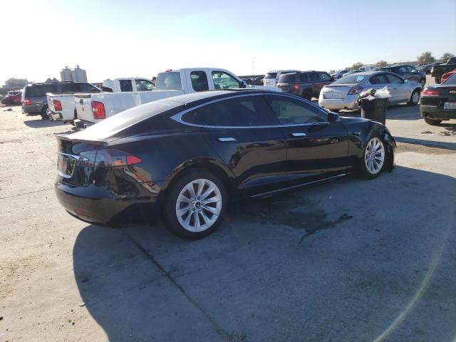 Photo 2 VIN: 5YJSA1E28KF305174 - TESLA MODEL S 