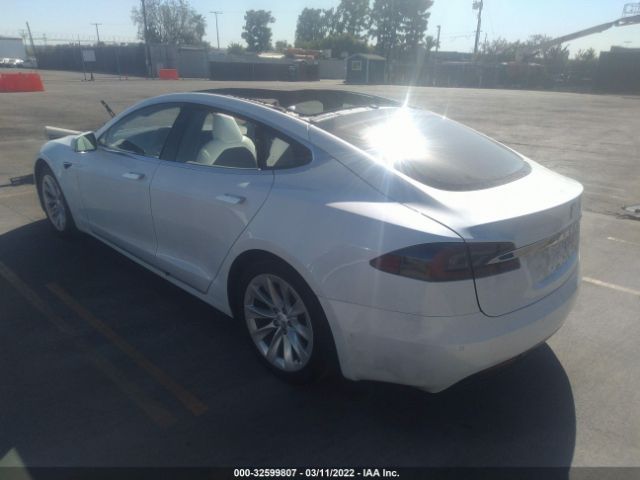 Photo 2 VIN: 5YJSA1E28LF392091 - TESLA MODEL S 