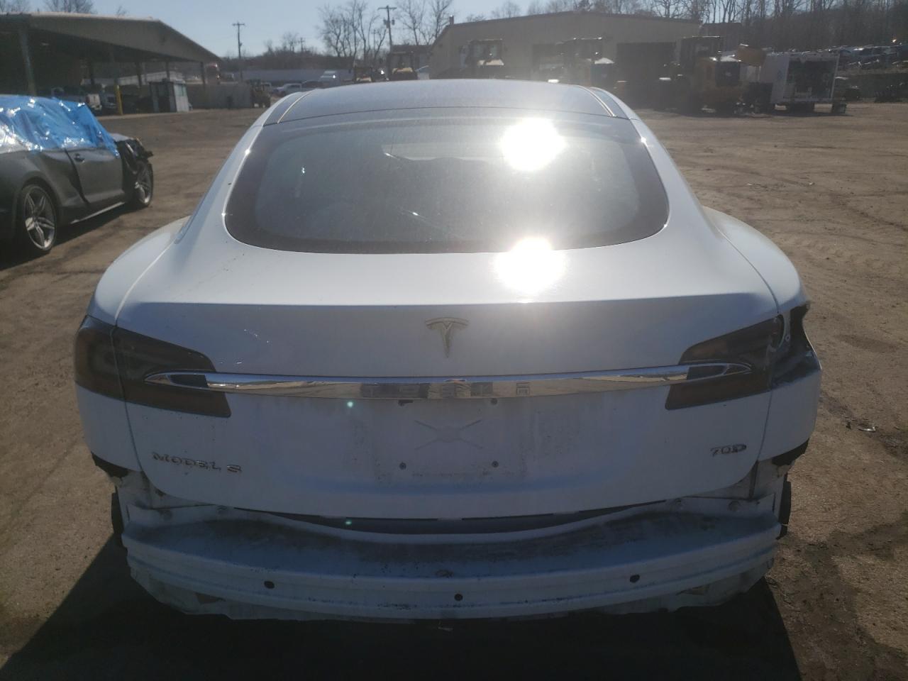 Photo 5 VIN: 5YJSA1E29FF110514 - TESLA MODEL S 