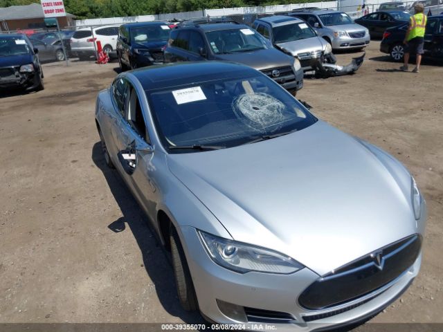 Photo 5 VIN: 5YJSA1E29FF115020 - TESLA MODEL S 