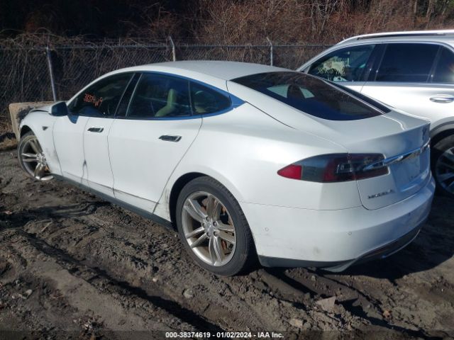 Photo 2 VIN: 5YJSA1E29FF115356 - TESLA MODEL S 