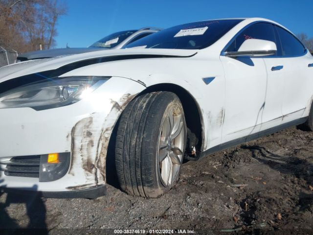 Photo 5 VIN: 5YJSA1E29FF115356 - TESLA MODEL S 