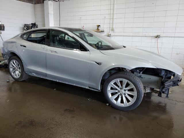 Photo 3 VIN: 5YJSA1E29GF170231 - TESLA MODEL S 