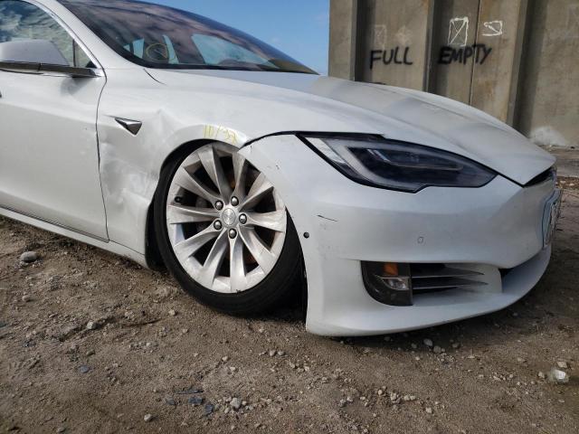 Photo 8 VIN: 5YJSA1E29HF191341 - TESLA MODEL S 