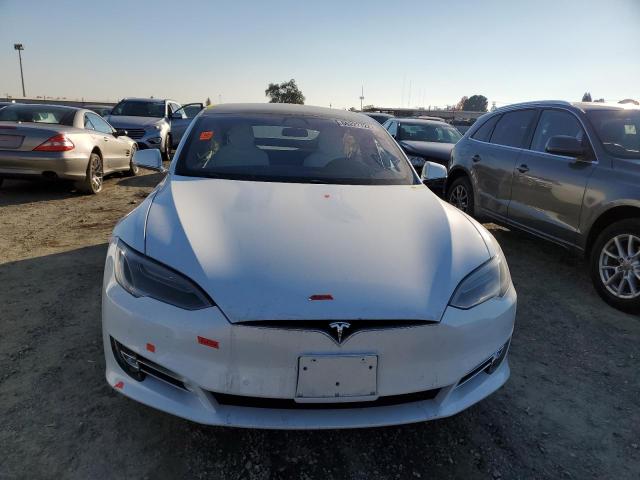 Photo 4 VIN: 5YJSA1E29JF250555 - TESLA MODEL S 