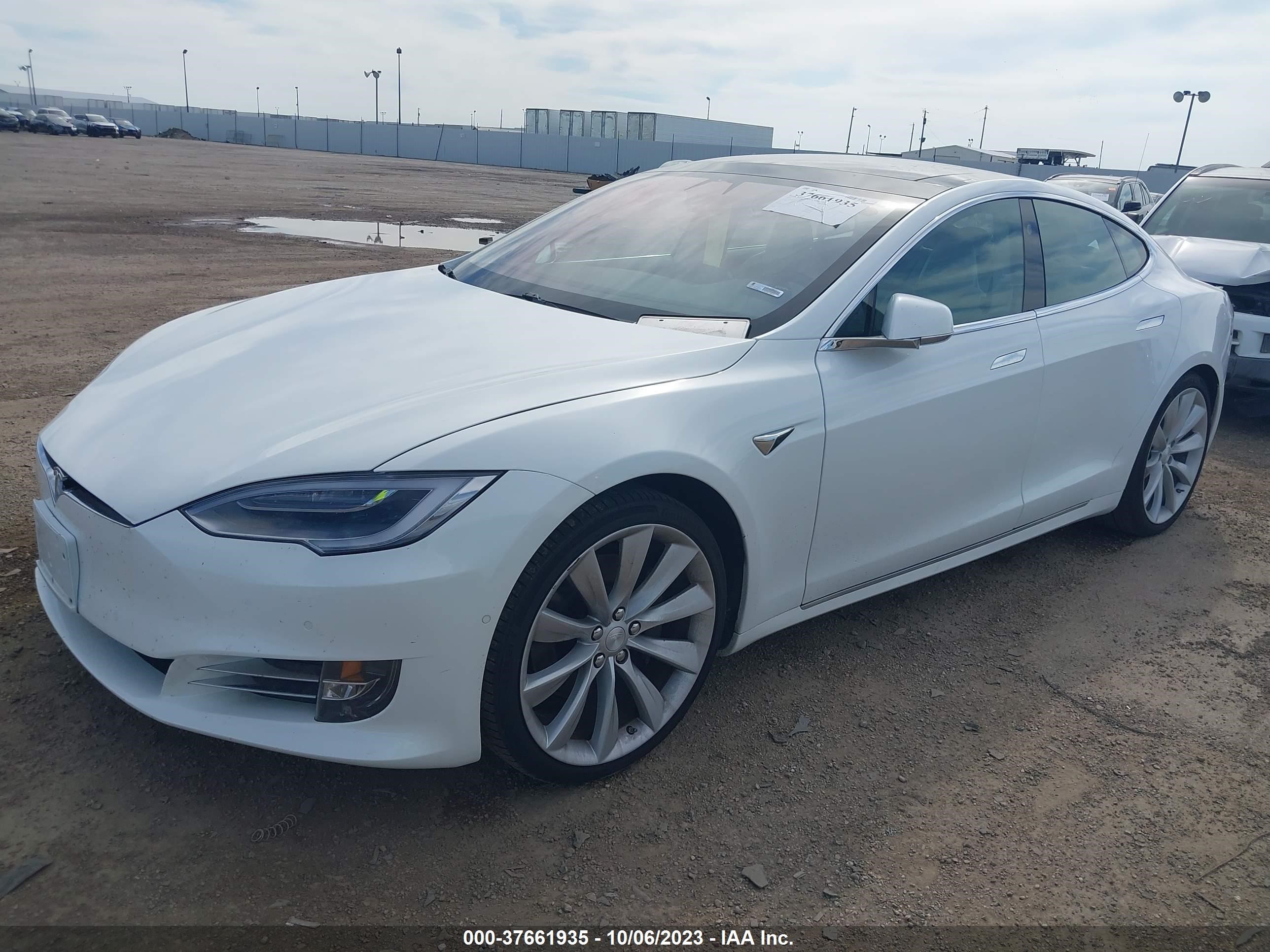 Photo 1 VIN: 5YJSA1E29JF275049 - TESLA MODEL S 