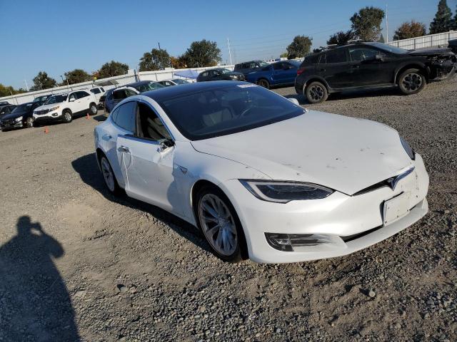 Photo 3 VIN: 5YJSA1E29JF281904 - TESLA MODEL S 