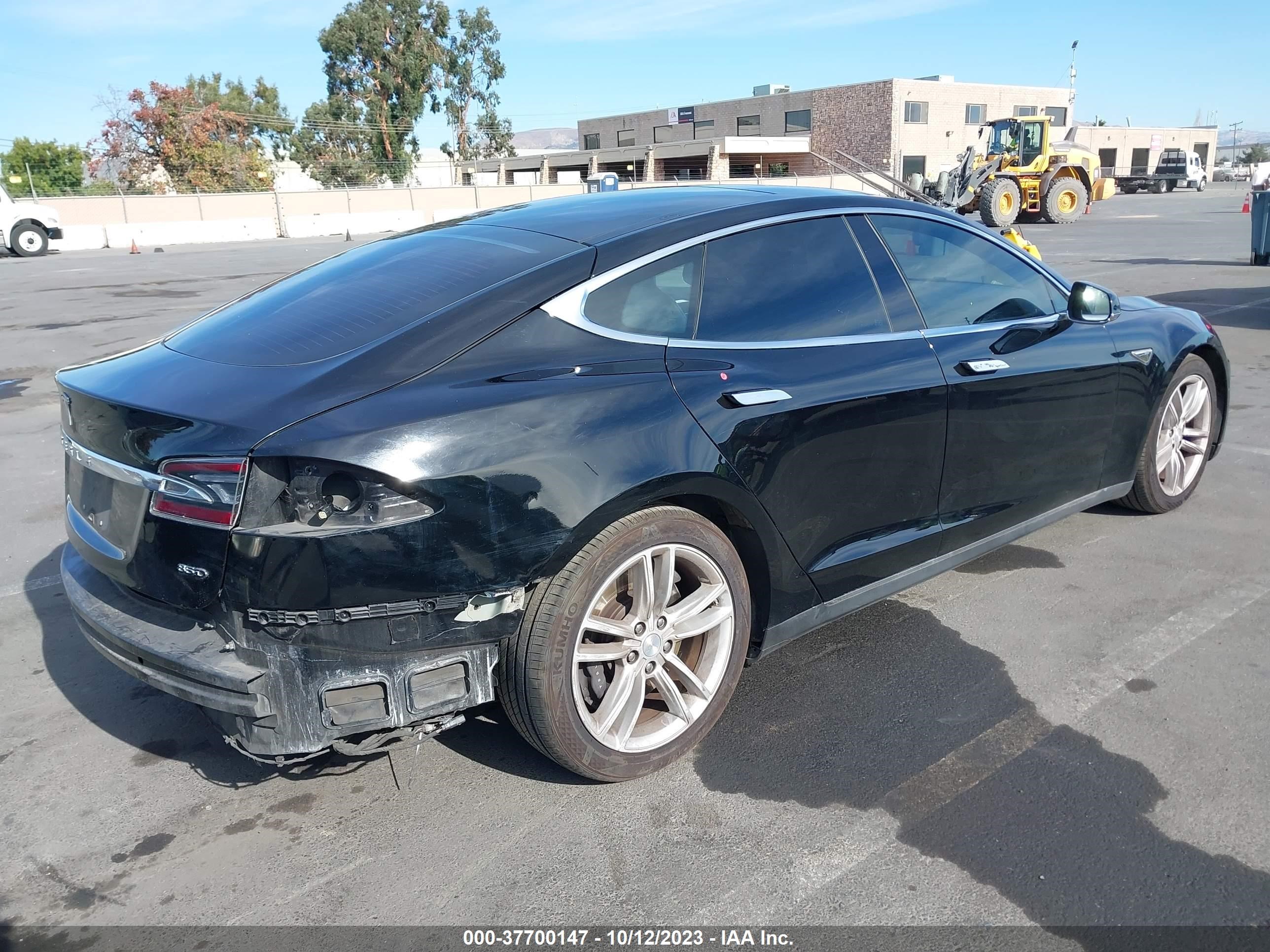 Photo 3 VIN: 5YJSA1E2XFF104107 - TESLA MODEL S 