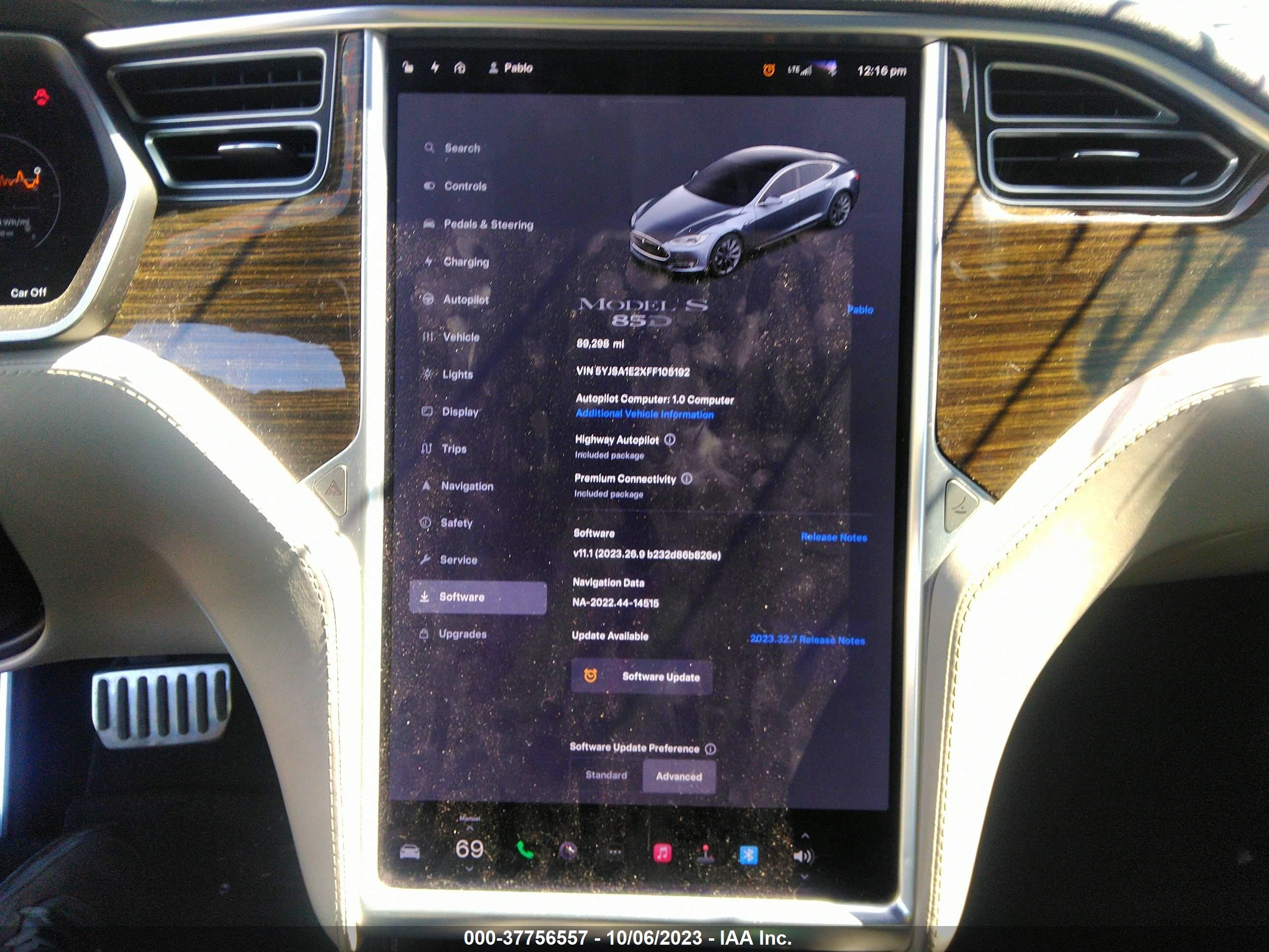 Photo 17 VIN: 5YJSA1E2XFF105192 - TESLA MODEL S 