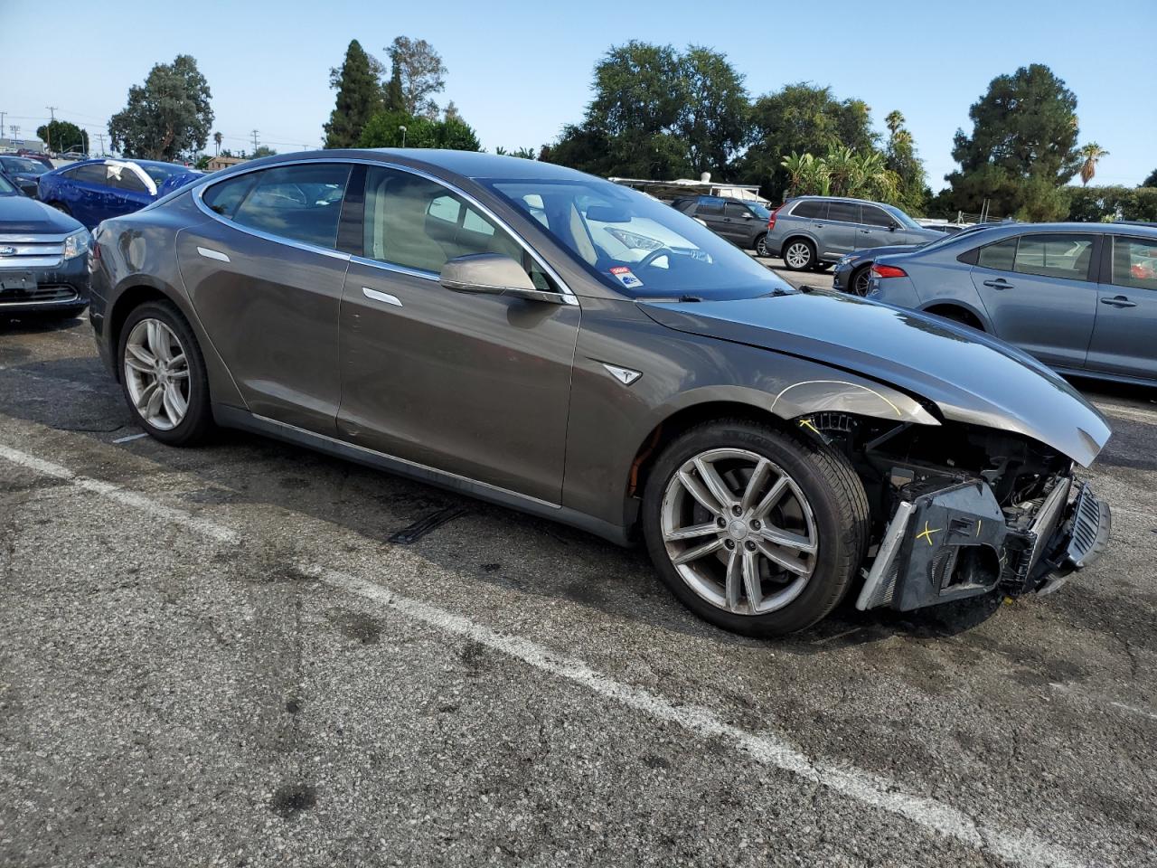 Photo 3 VIN: 5YJSA1E2XFF109839 - TESLA MODEL S 