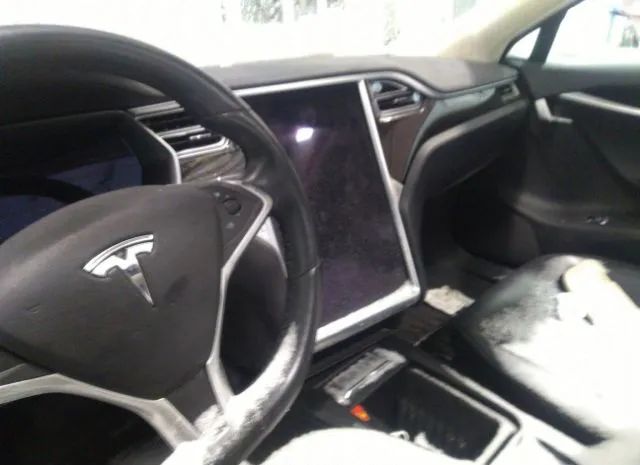 Photo 4 VIN: 5YJSA1E2XGF156855 - TESLA MODEL S 