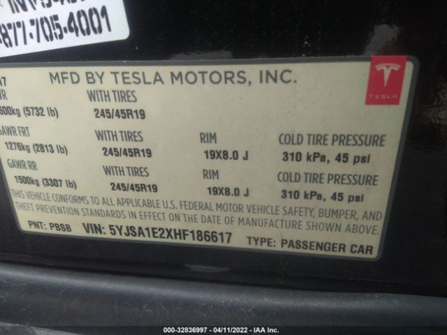 Photo 8 VIN: 5YJSA1E2XHF186617 - TESLA MODEL S 