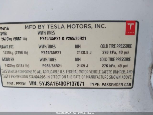 Photo 8 VIN: 5YJSA1E40GF137071 - TESLA MODEL S 