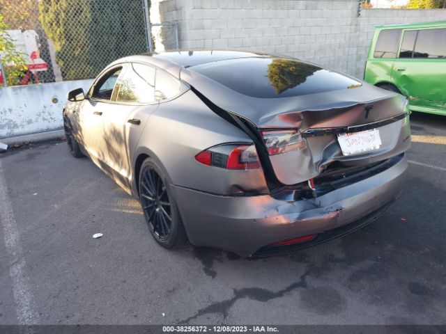 Photo 2 VIN: 5YJSA1E40GF172502 - TESLA MODEL S 