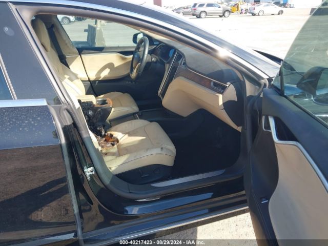 Photo 4 VIN: 5YJSA1E41GF177501 - TESLA MODEL S 