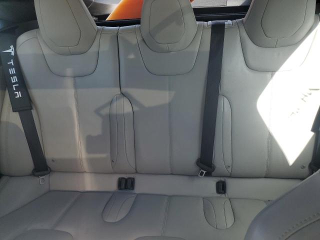 Photo 10 VIN: 5YJSA1E42FF114812 - TESLA MODEL S 