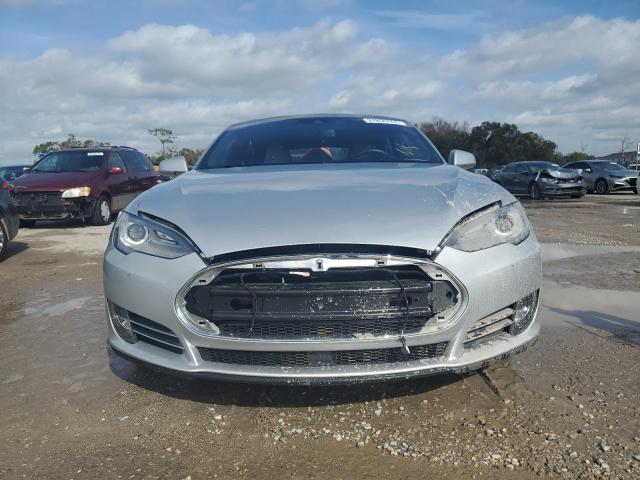 Photo 4 VIN: 5YJSA1E42FF114812 - TESLA MODEL S 