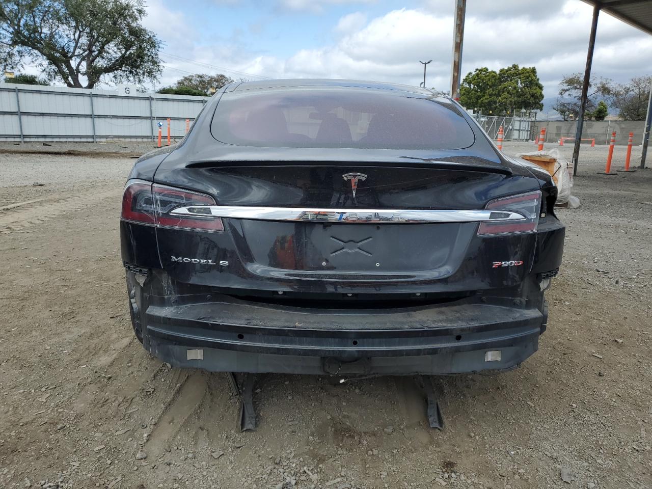 Photo 5 VIN: 5YJSA1E42GF133393 - TESLA MODEL S 