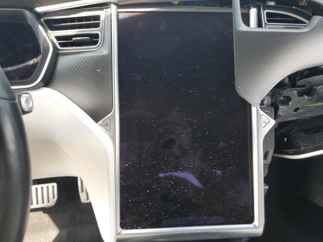 Photo 8 VIN: 5YJSA1E42GF161906 - TESLA MODEL S 