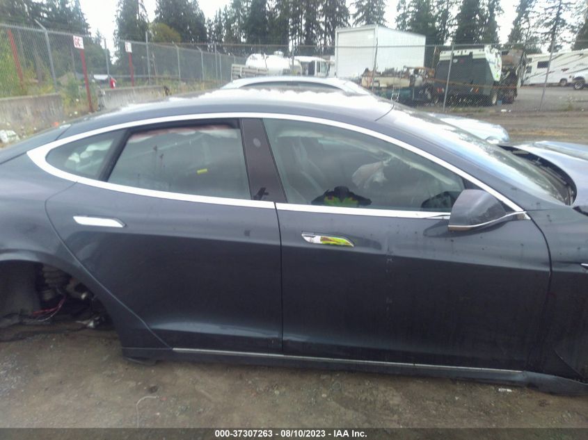 Photo 11 VIN: 5YJSA1E42KF300358 - TESLA MODEL S 