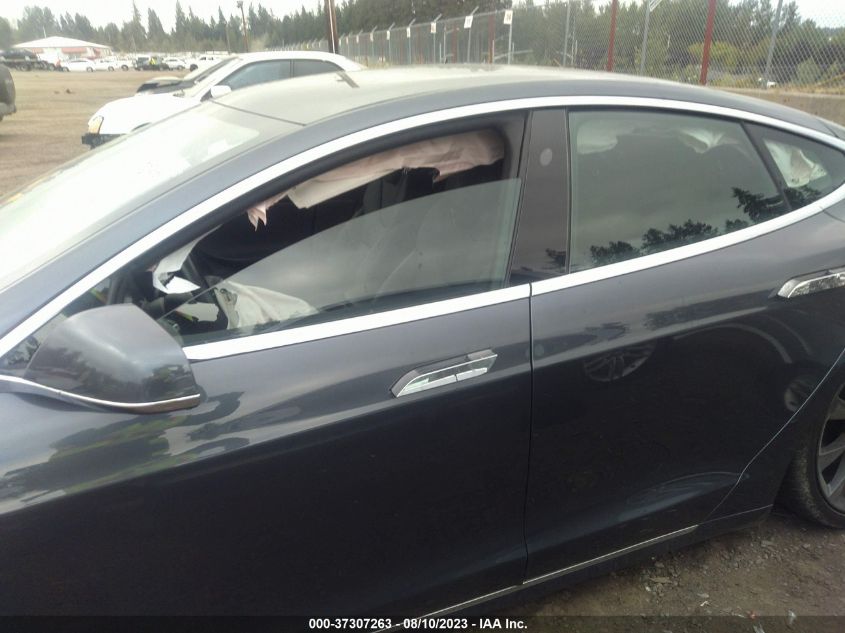 Photo 12 VIN: 5YJSA1E42KF300358 - TESLA MODEL S 