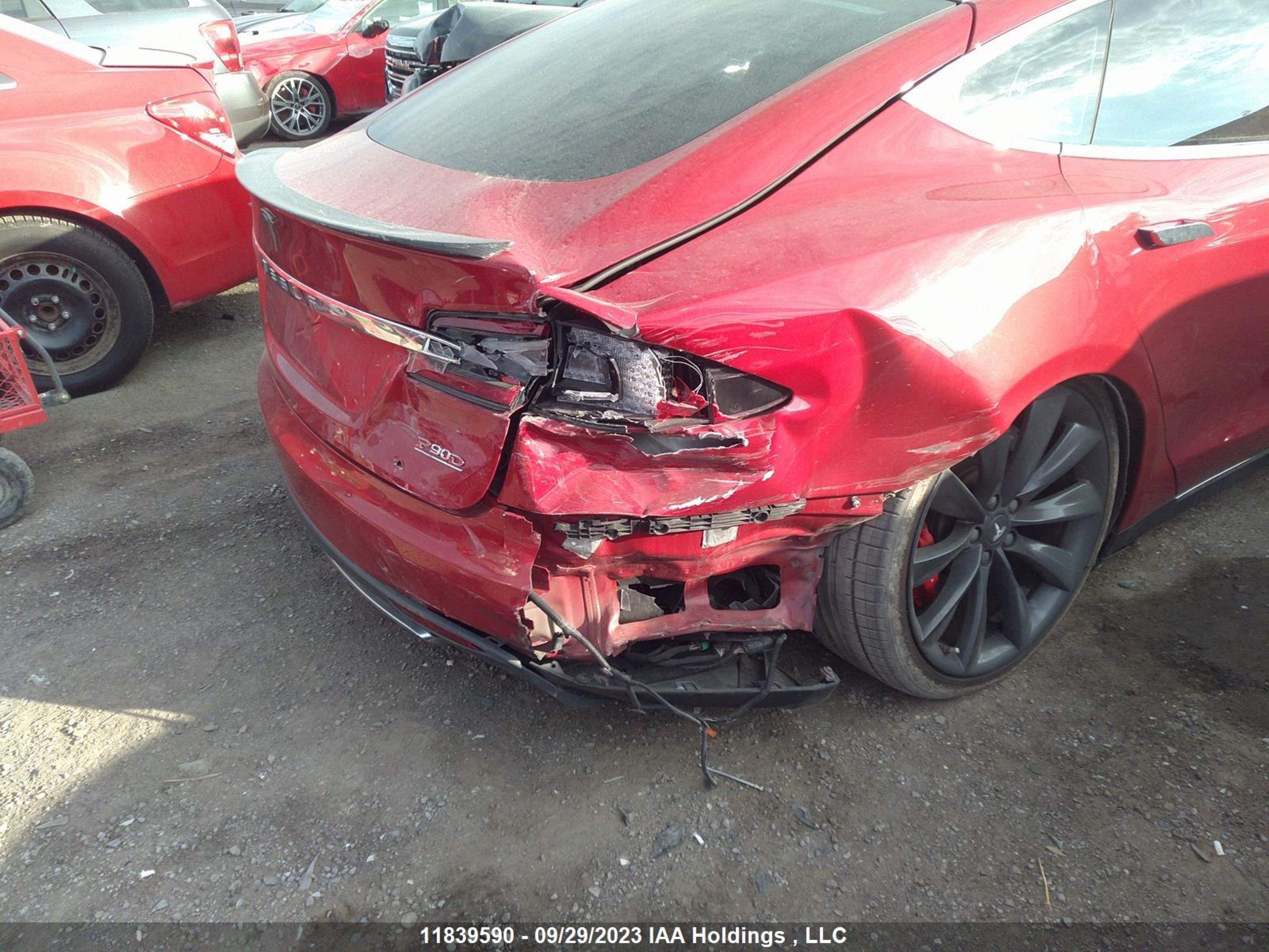 Photo 5 VIN: 5YJSA1E44GF128227 - TESLA MODEL S 