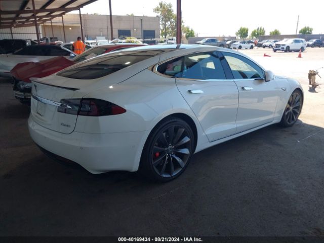 Photo 3 VIN: 5YJSA1E44GF142564 - TESLA MODEL S 