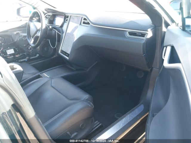 Photo 4 VIN: 5YJSA1E44HF233321 - TESLA MODEL S 