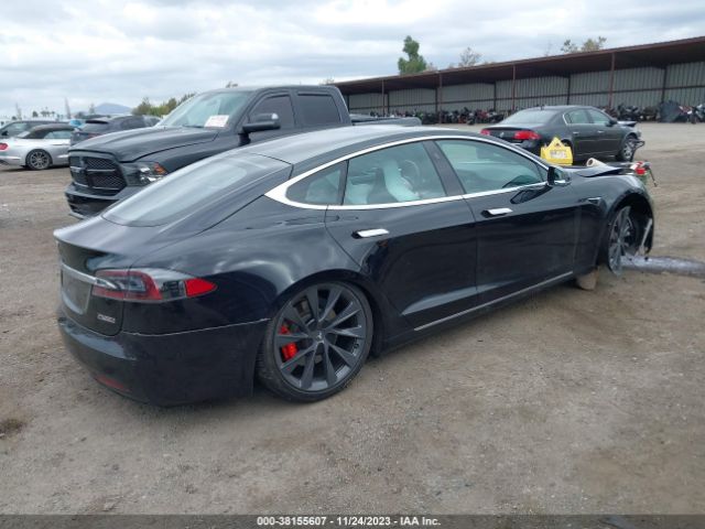 Photo 3 VIN: 5YJSA1E45JF268732 - TESLA MODEL S 