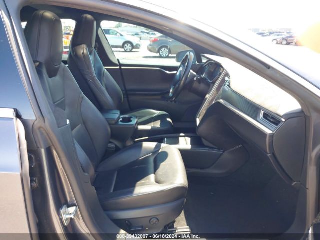 Photo 4 VIN: 5YJSA1E46GF130335 - TESLA MODEL S 