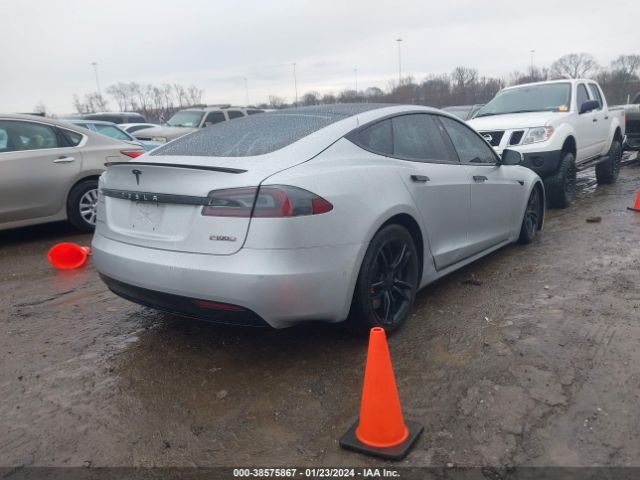 Photo 3 VIN: 5YJSA1E46HF186115 - TESLA MODEL S 