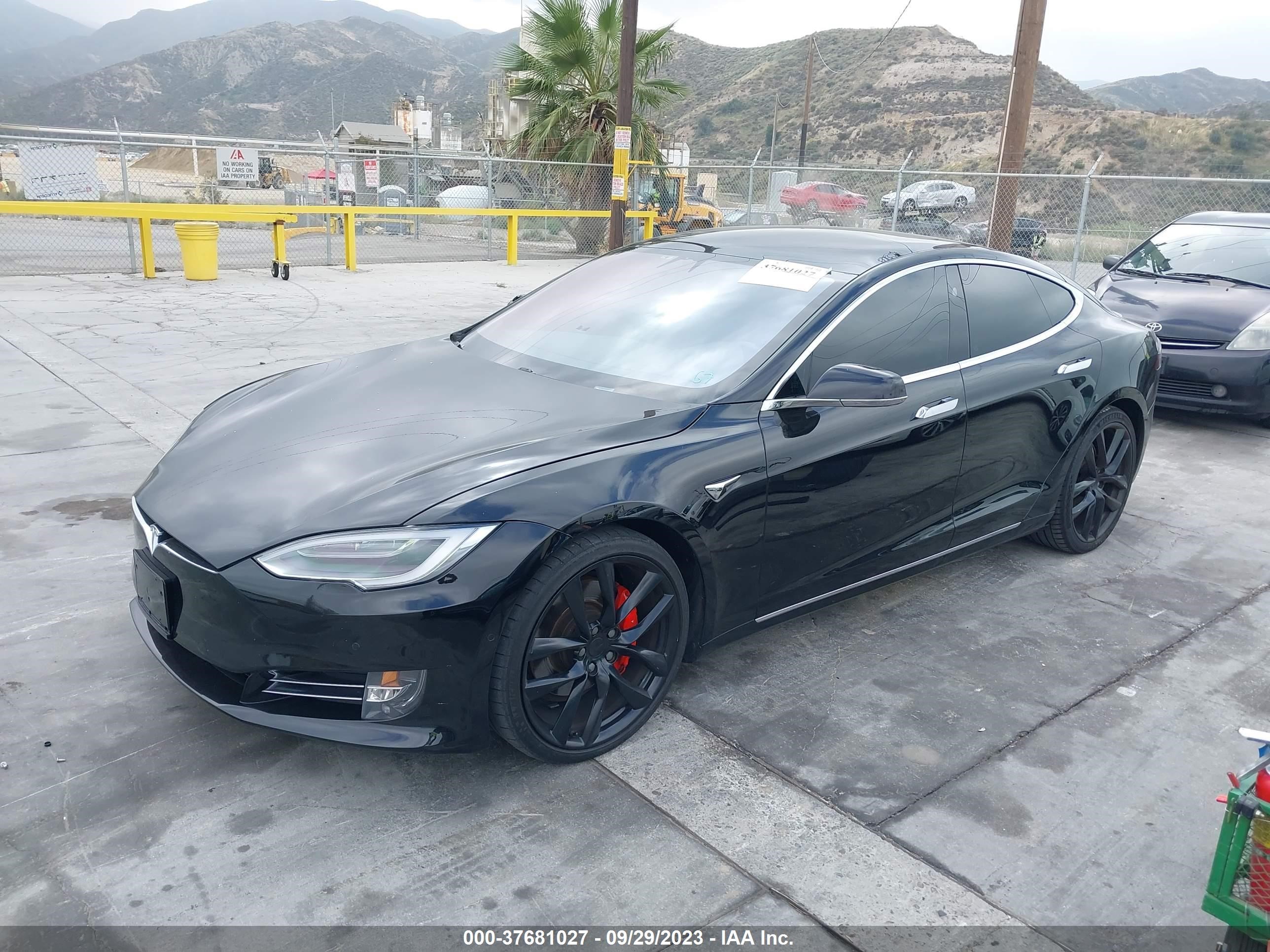 Photo 1 VIN: 5YJSA1E47JF282776 - TESLA MODEL S 