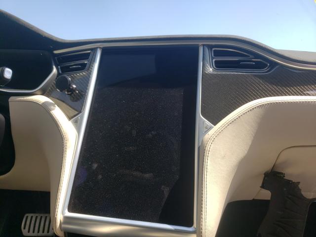 Photo 8 VIN: 5YJSA1E48GF143586 - TESLA MODEL S 