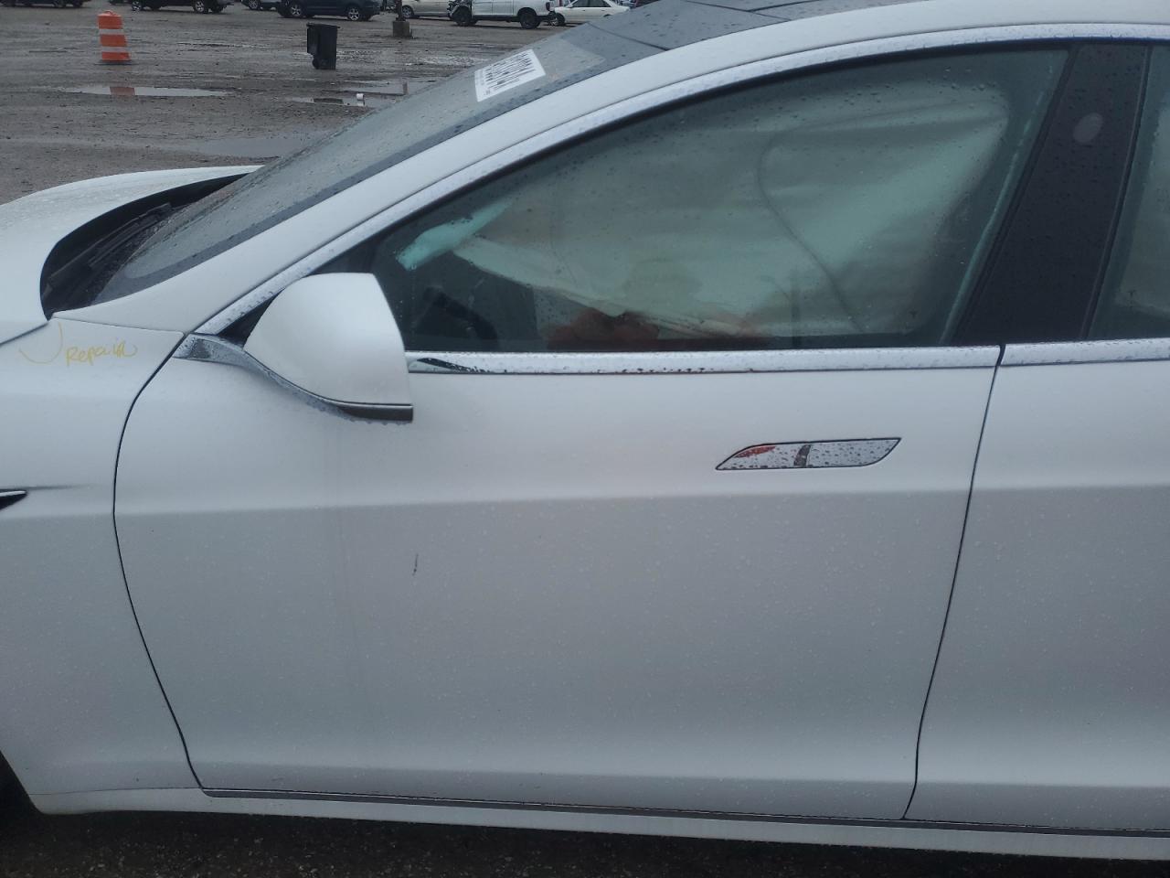 Photo 6 VIN: 5YJSA1E48JF273553 - TESLA MODEL S 