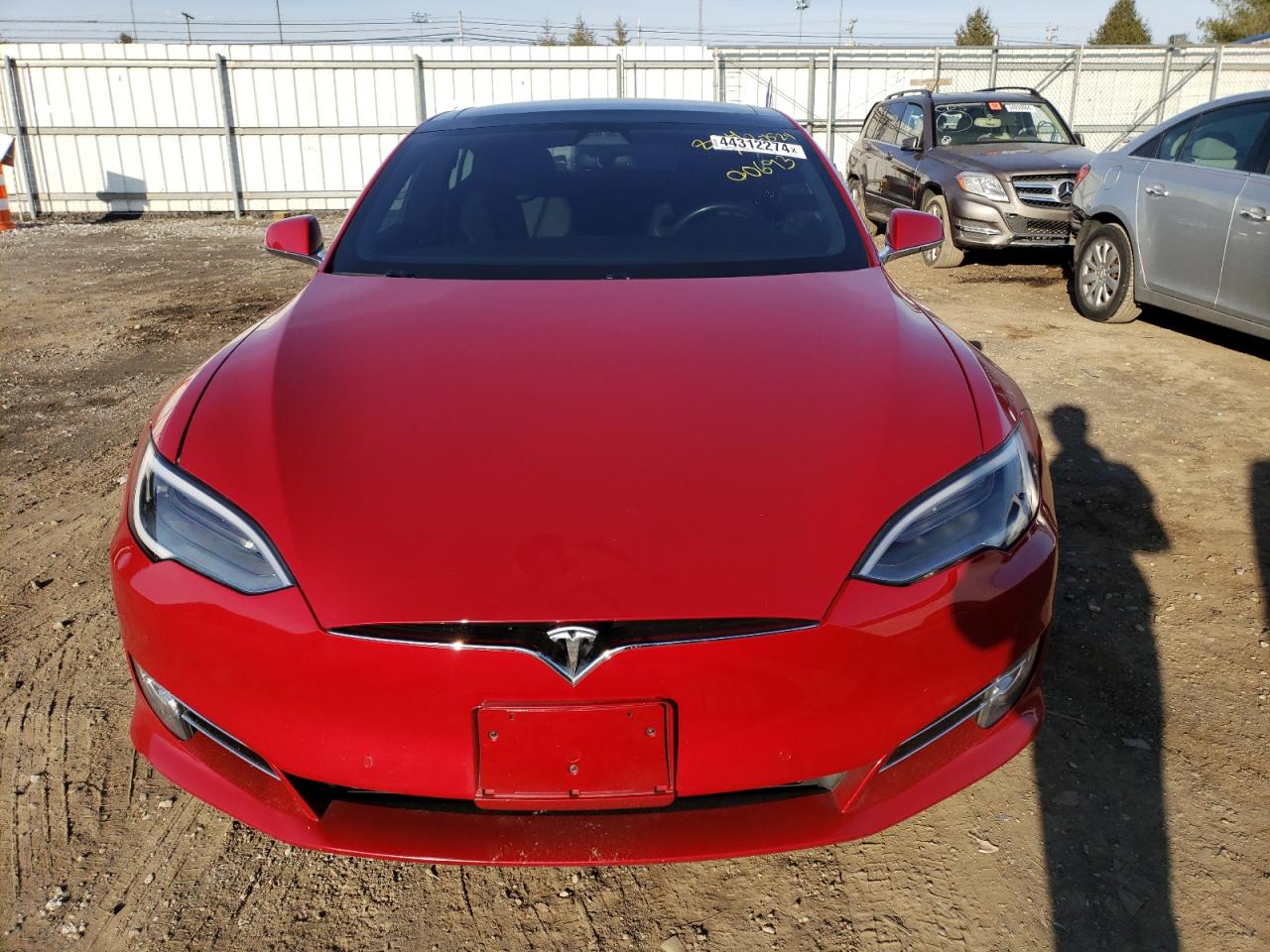 Photo 4 VIN: 5YJSA1E49JF241758 - TESLA MODEL S 